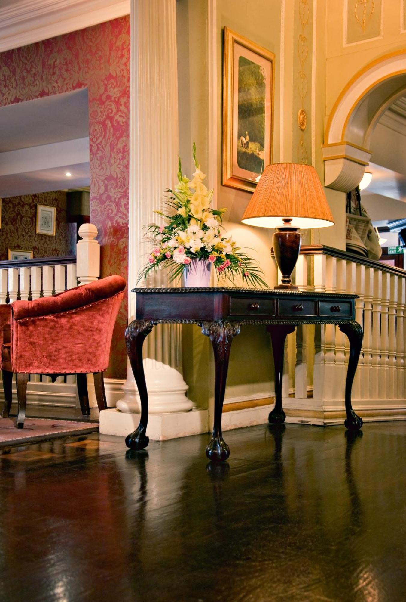 Buswells Hotel Dublin Exterior foto